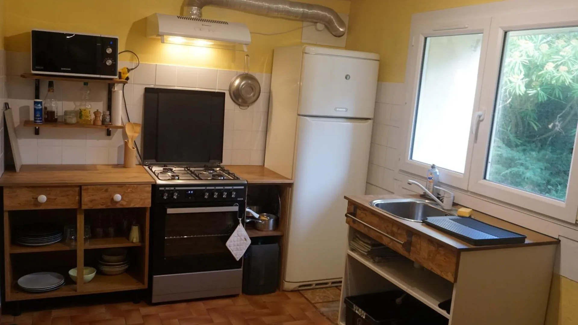 Chambre d'hôtes Douarnenez - Kerioret Izella Kerlaz 0*,  Francia