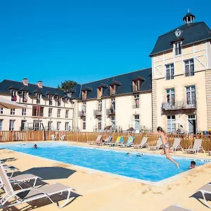 Résidence Prestige Odalys Le Château De Kergonano Appart hôtel